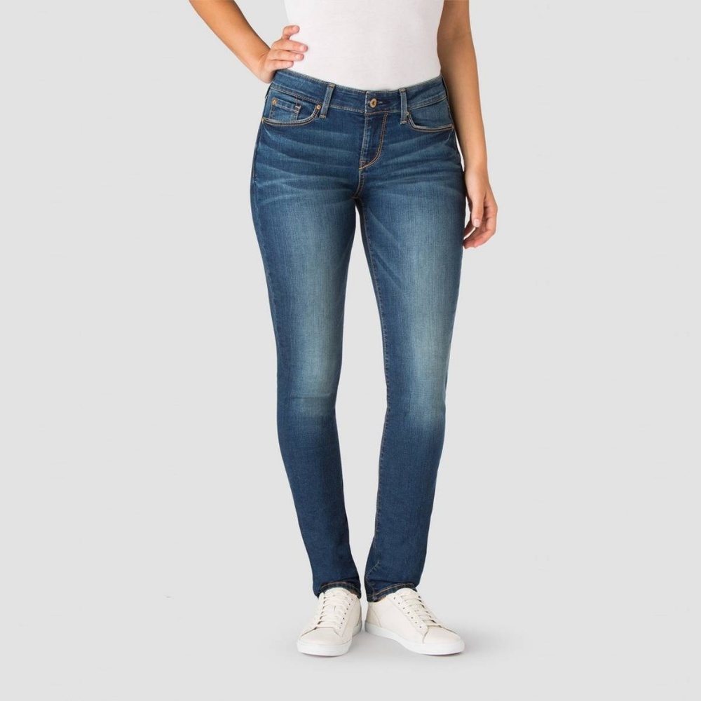 Mid rise skinny jeans